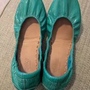 Tieks Green Leather Ballet Flats